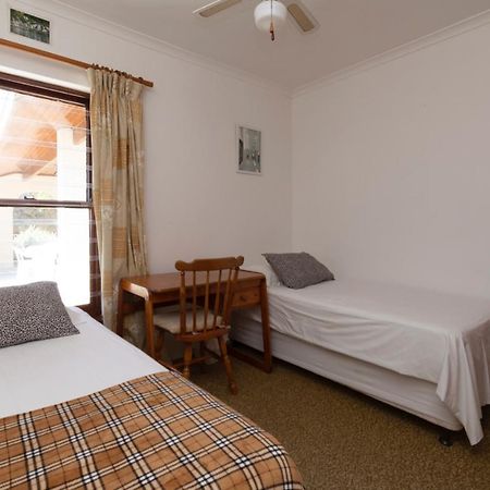 Room For 2 In Camps Bay Cape Town Bagian luar foto